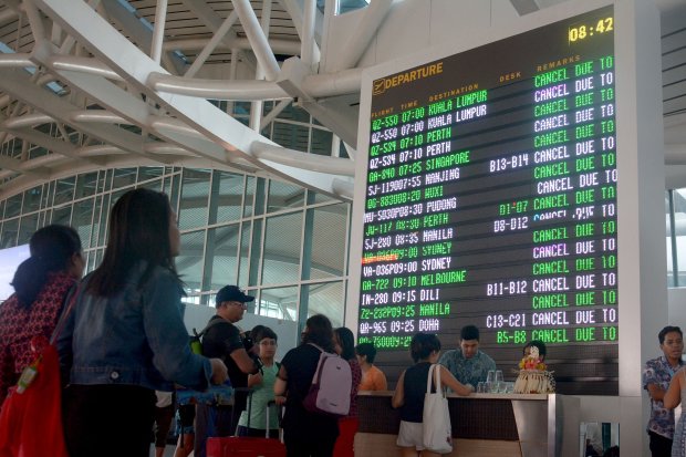 Bali airport reopens after Mount Agung forced flight delays