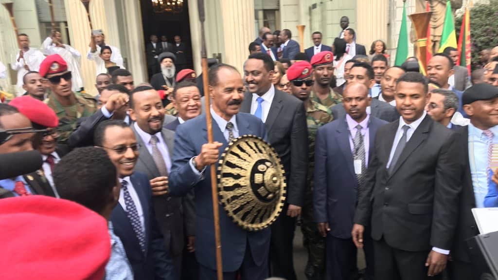 Eritrean leader gets rousing welcome as he returns to Ethiopia