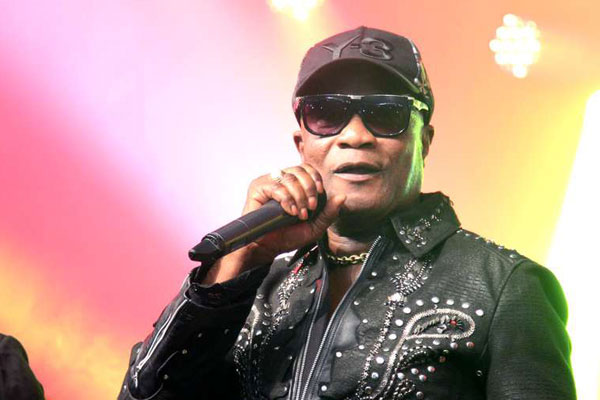 France calls for arrest of Congolese rhumba star Koffi Olomide